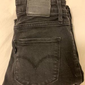 Levi’s 721 High Rise Skinny Black Jean